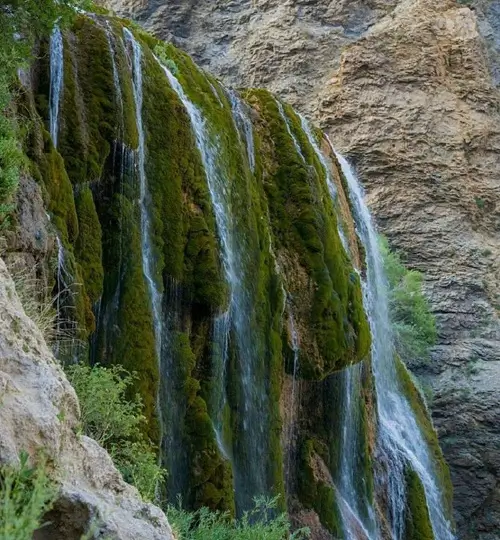 آبشار پونه زار فریدون شهر