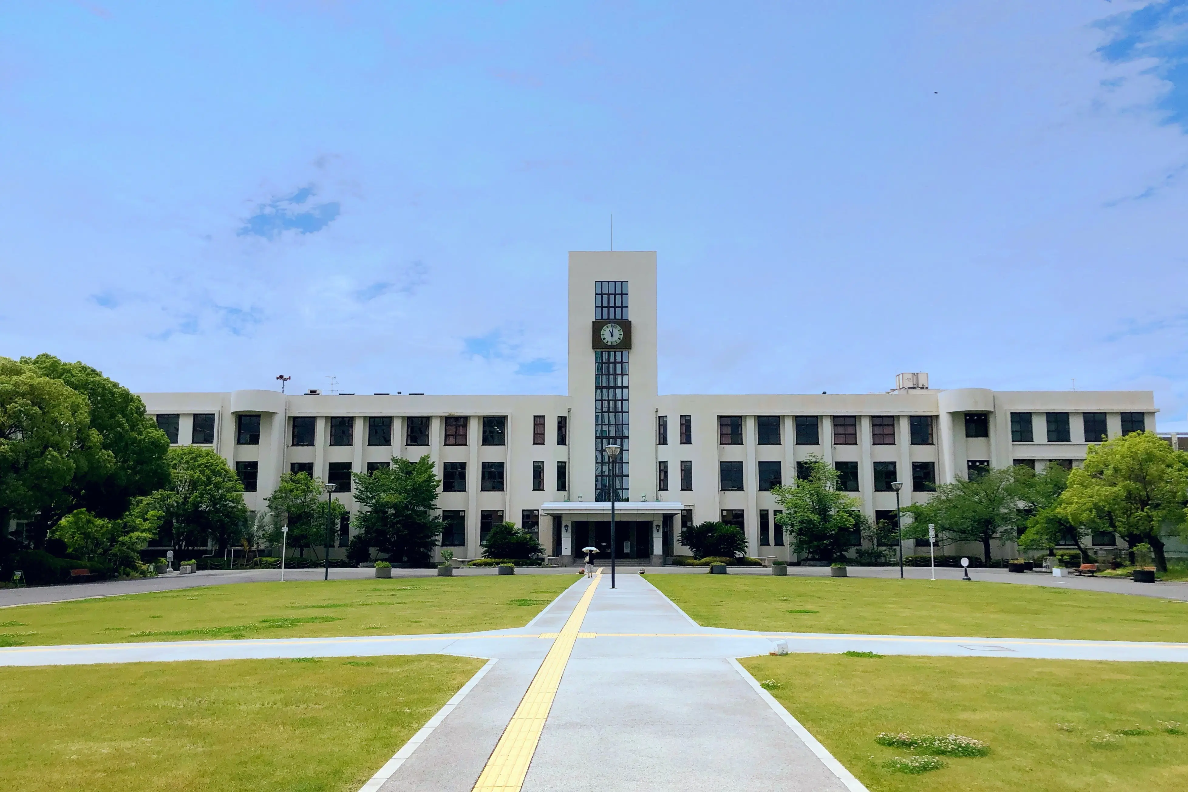 Osaka Universit دانشگاه اوساکا
